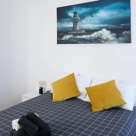 10 Min From The Airport-wifi-free Parking Apartment *